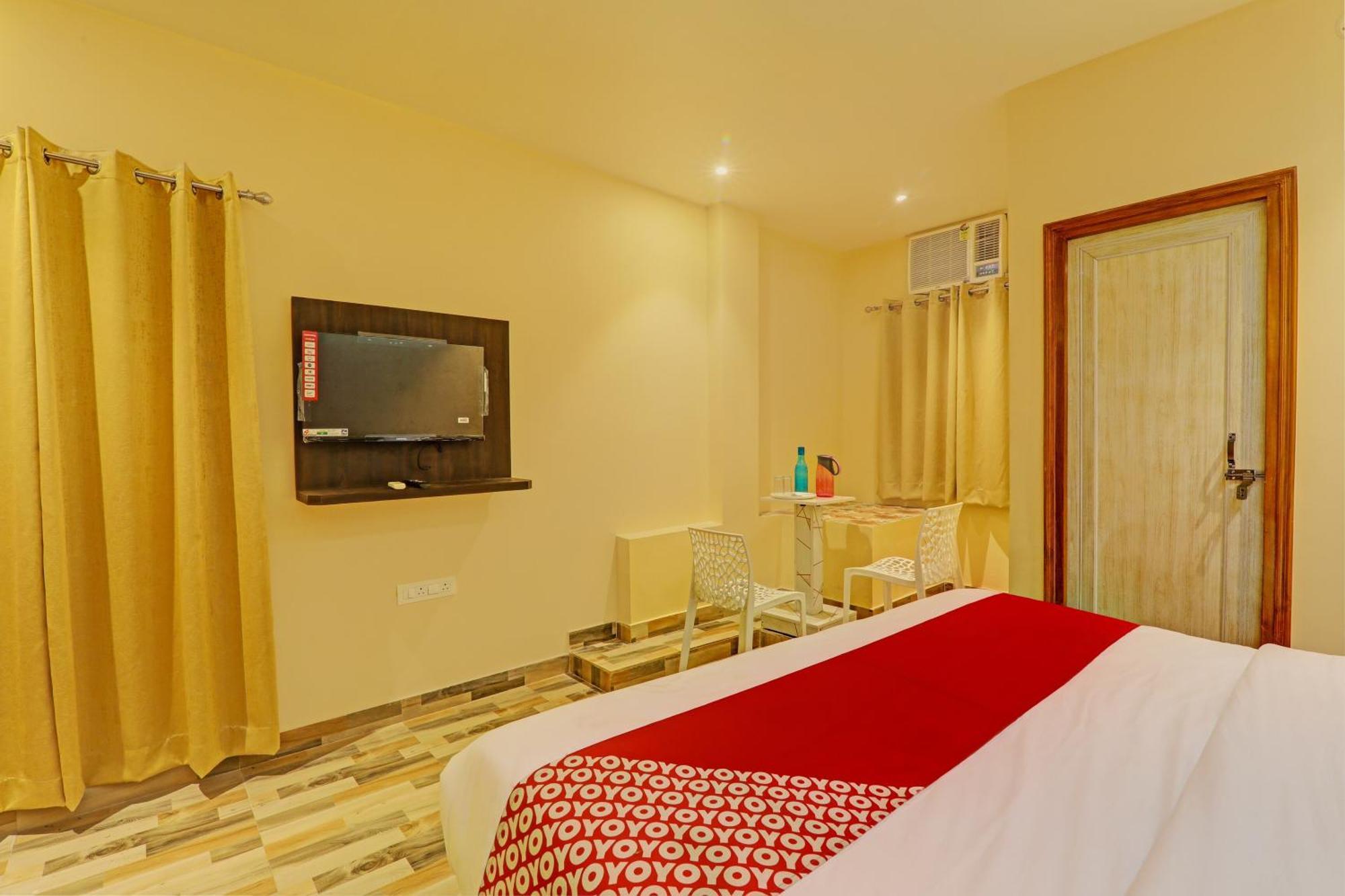 Hotel O Royal Regency Palace Gorakhpur Ngoại thất bức ảnh